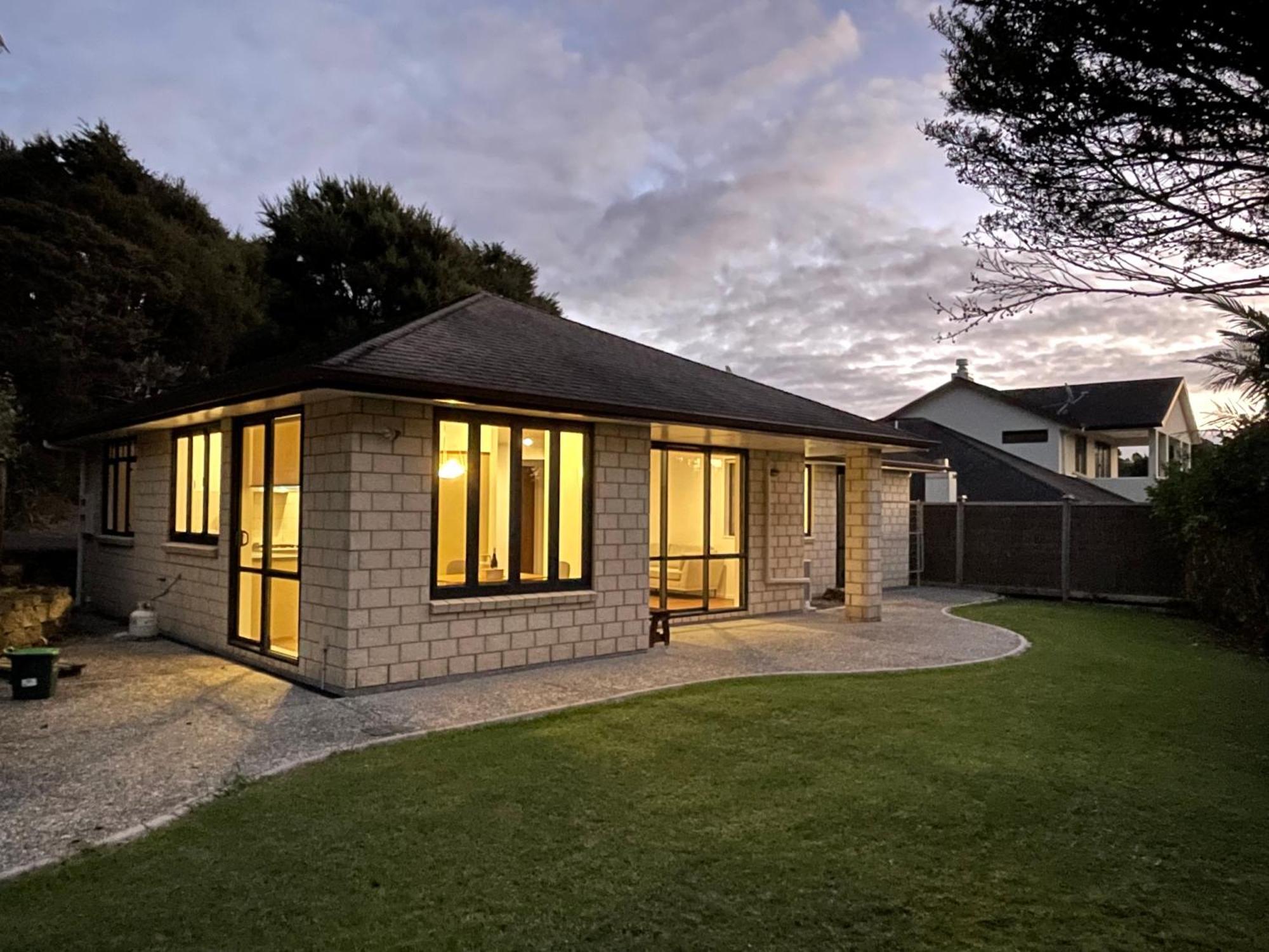 Charming Home Near Nature Auckland Kültér fotó
